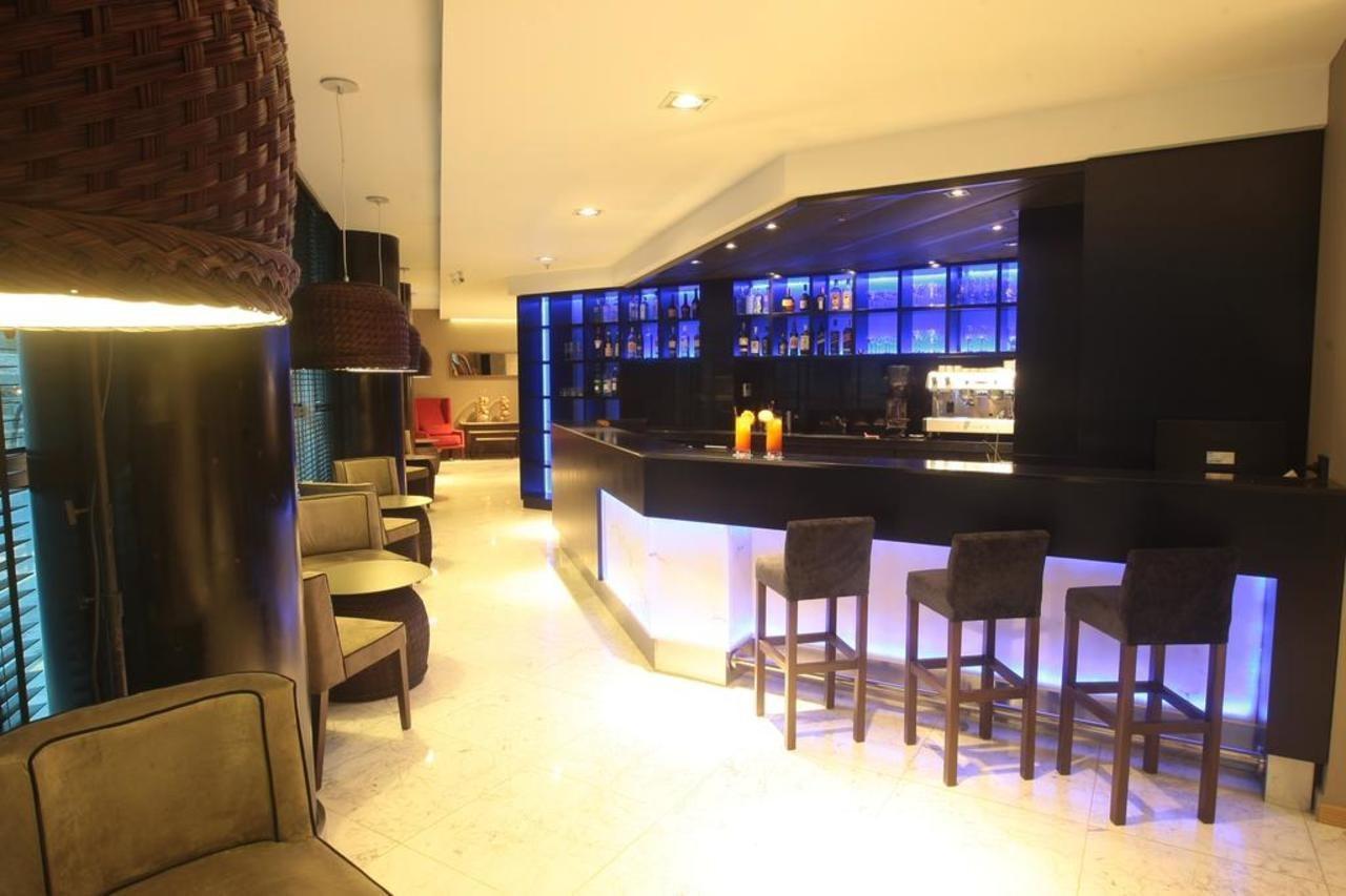 Yrigoyen 111 Hotel Κόρδοβα Εξωτερικό φωτογραφία