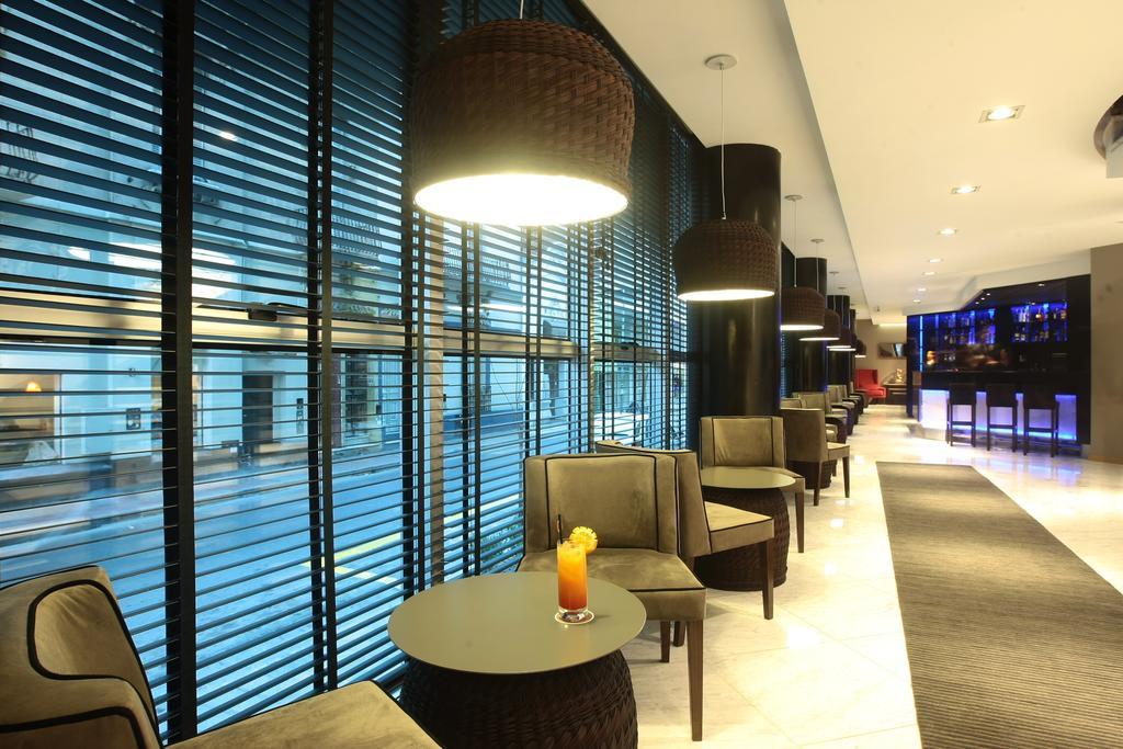 Yrigoyen 111 Hotel Κόρδοβα Εξωτερικό φωτογραφία