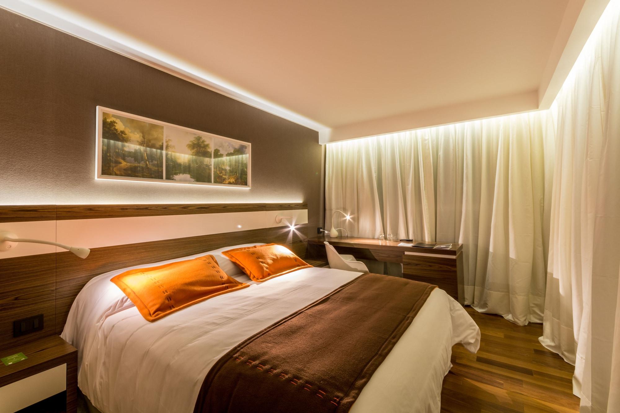Yrigoyen 111 Hotel Κόρδοβα Εξωτερικό φωτογραφία