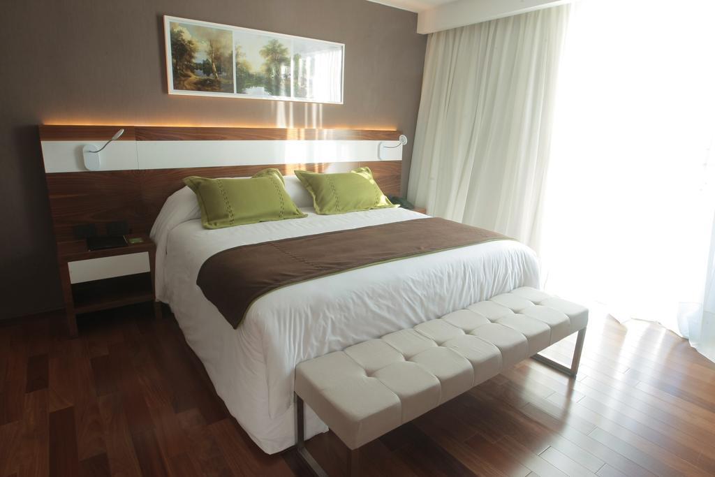 Yrigoyen 111 Hotel Κόρδοβα Εξωτερικό φωτογραφία